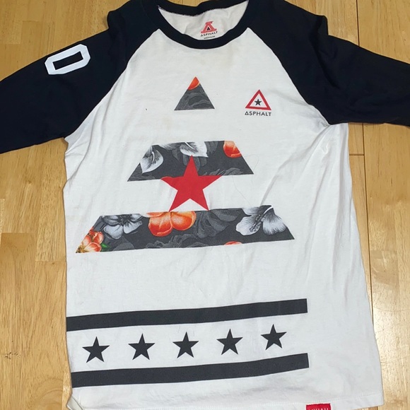 Asphalt baseball T